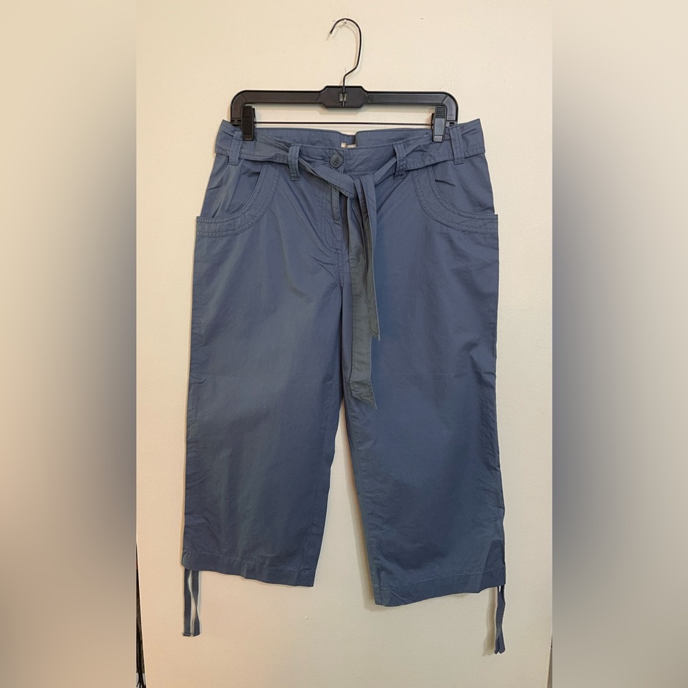 Izod Women’s Cropped Capri Pant Cargo Tie Hem Outdoor Size 10. NWT